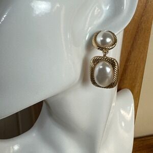 Gold Tone Faux Pearl Drop Earrings Vintage Style